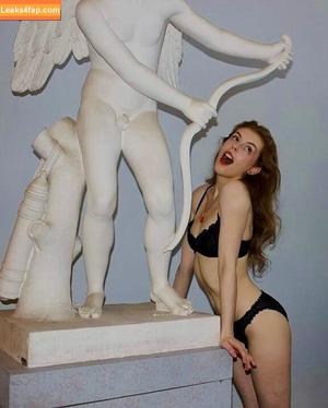 Amelia Gething photo #0002