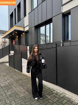 amelia_lovis photo #0001