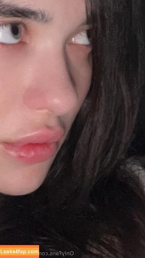 ameliastorm photo #0003