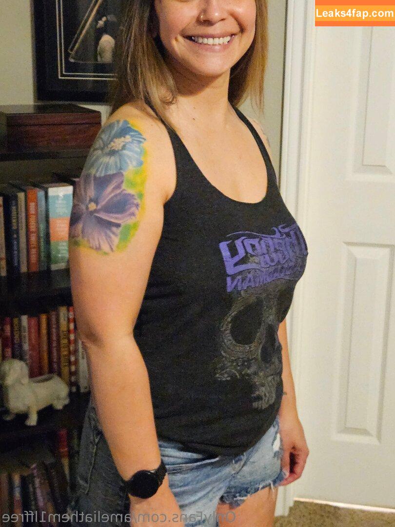 ameliathem1lffree /  leaked photo photo #0022