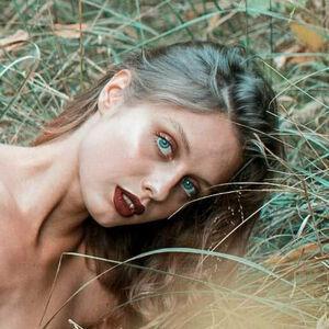 Amelie Lou photo #0019