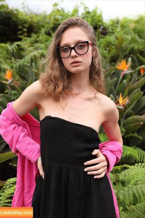 Amelie Lou фото #0112