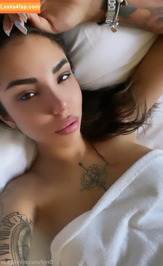 ameliereve7 / centerfold.hotties leaked photo photo #0021