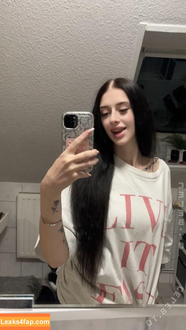 ameliex06 /  leaked photo photo #0004