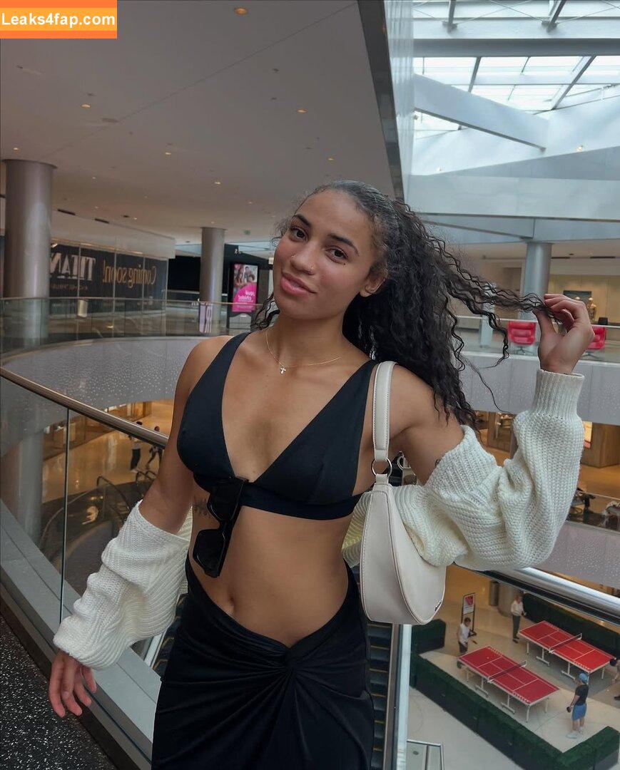 Amiah Simmons / amiahsimmons03 / amiahsimmonss leaked photo photo #0121