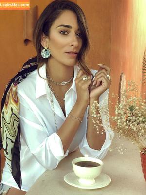 Amina Khalil фото #0011