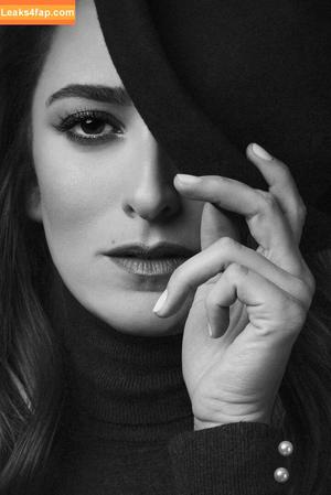 Amina Khalil фото #0029