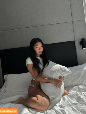 Amina Li photo #0032