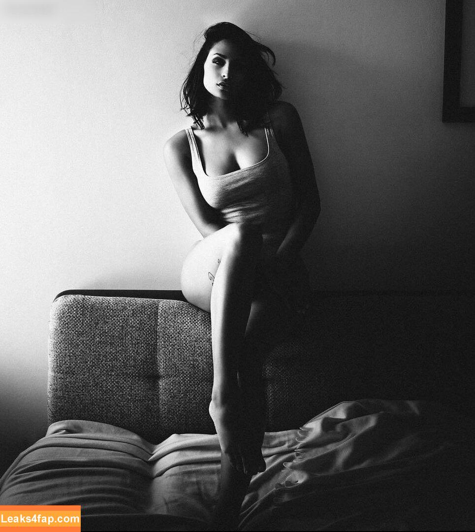 Amira Pocher / amirapocher leaked photo photo #0017