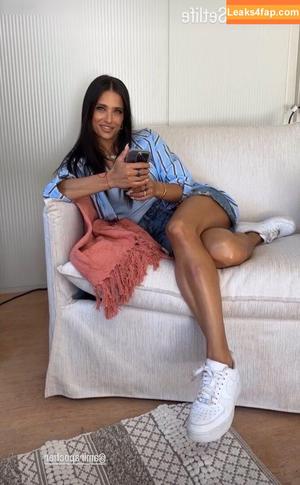 Amira Pocher photo #0068