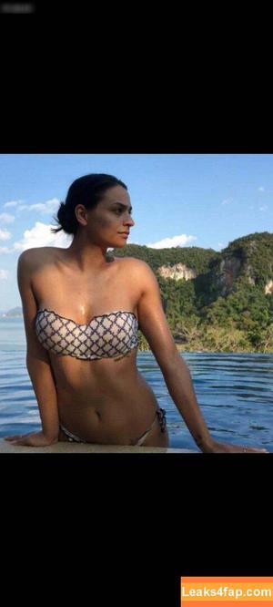 Amira Pocher photo #0103