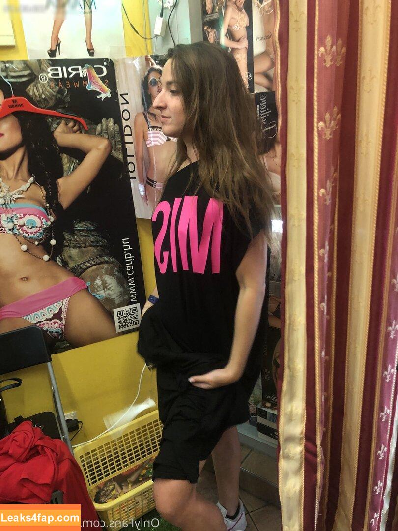 Amirah Adara / AmirahAdaraxxx / amiraadaraxx / amirahadarax leaked photo photo #0333