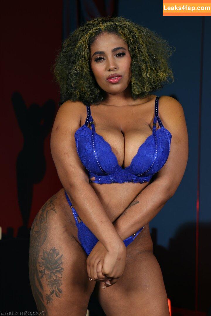 Amirah Adara / AmirahAdaraxxx / amiraadaraxx / amirahadarax leaked photo photo #0623