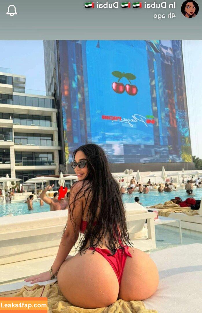 Amore_sss / Sara_livee leaked photo photo #0011