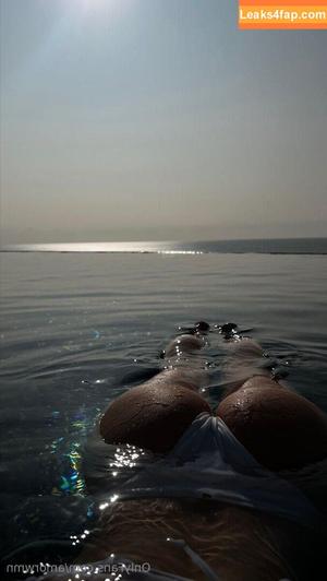 amorwmn photo #0016
