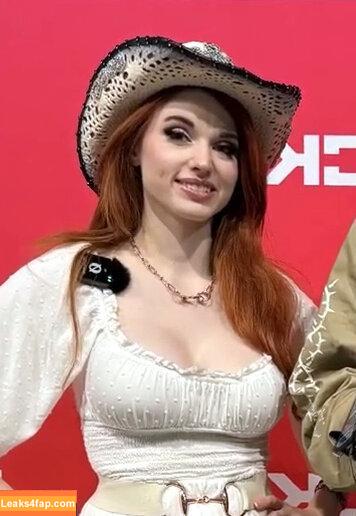 Amourant / amouranth leaked photo photo #0046