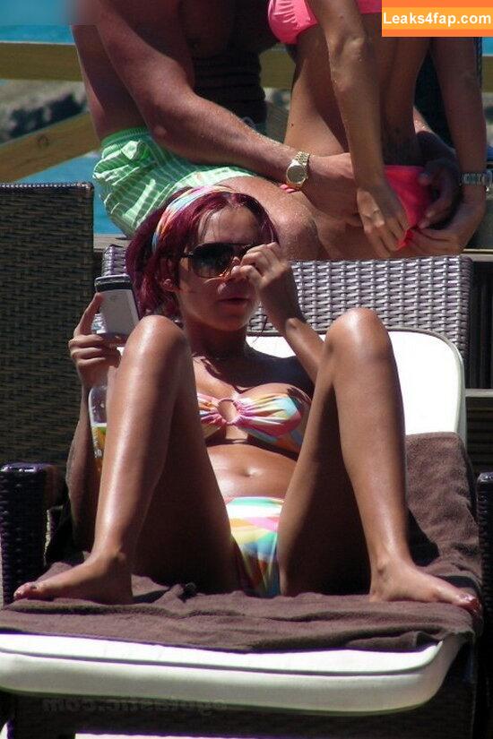 Amy Childs / amychilds1990 leaked photo photo #0016