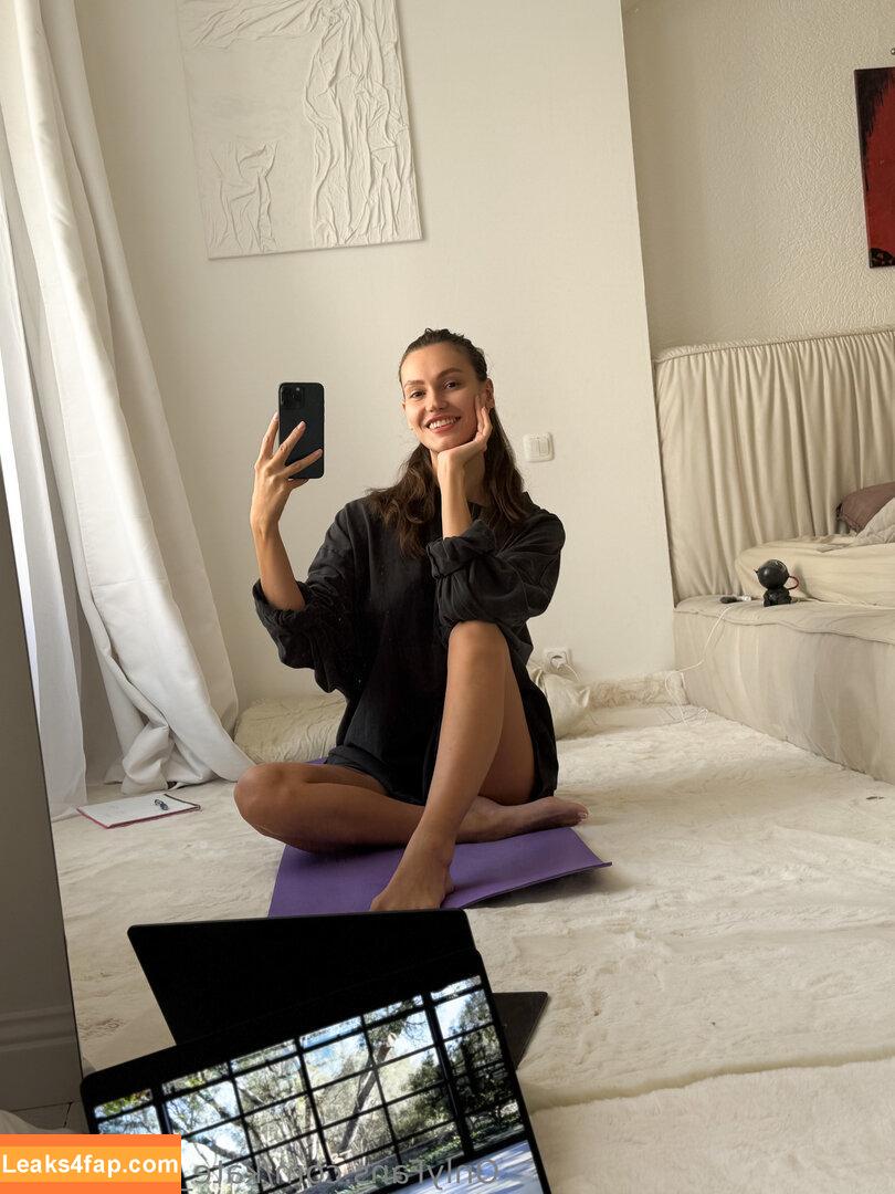 Amy Karamel / amy_karamel leaked photo photo #0199