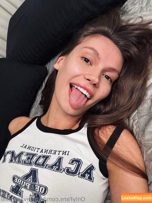 Amy Karamel photo #0194