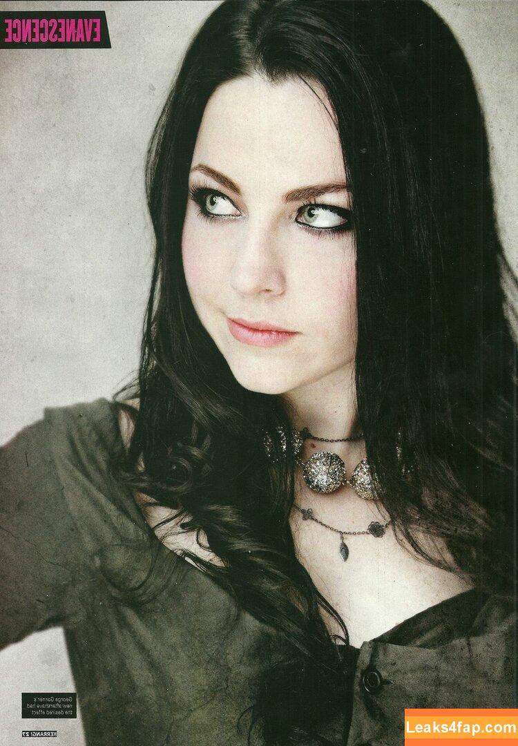 Amy Lee / AmyLee_plays / Slemgem / amy_lee / amyleeplays leaked photo photo #0033