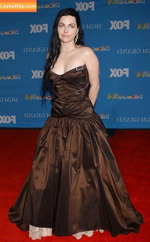 Amy Lee photo #0012