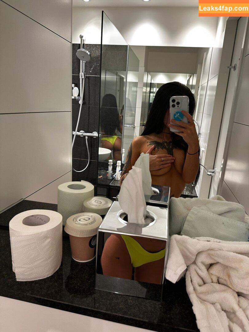 Amy Leigh Egan /  leaked photo photo #0018