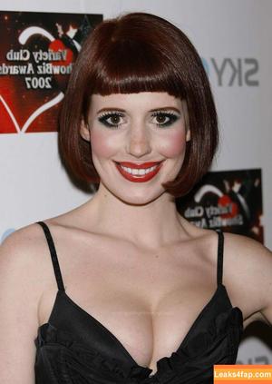 Amy Nuttall photo #0021