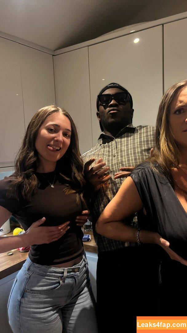 Amy Quesada-Getgood / Amy_qg leaked photo photo #0239