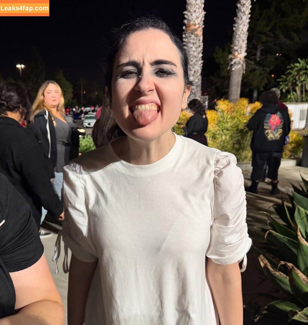 Amy Roberts / Amariebythesea leaked photo photo #0056