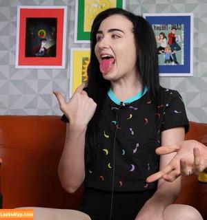 Amy Roberts фото #0078