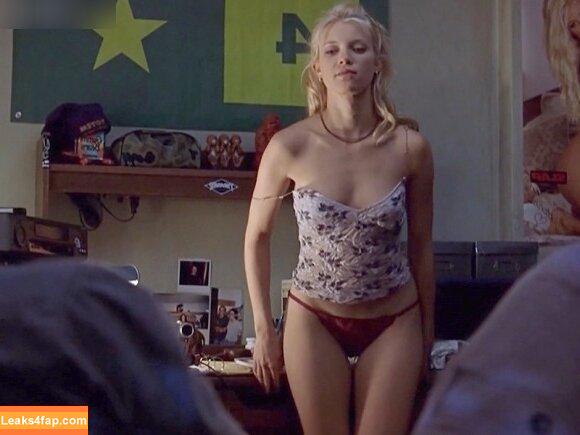 Amy Smart /  leaked photo photo #0062