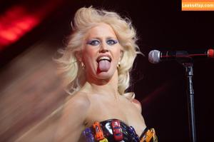 Amy Taylor photo #0180