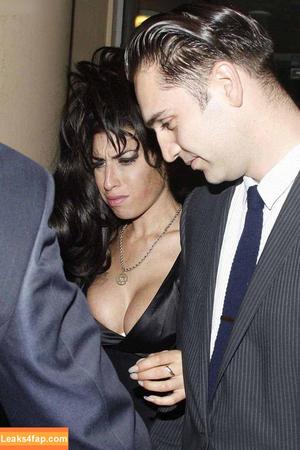 Amy Winehouse photo #0031