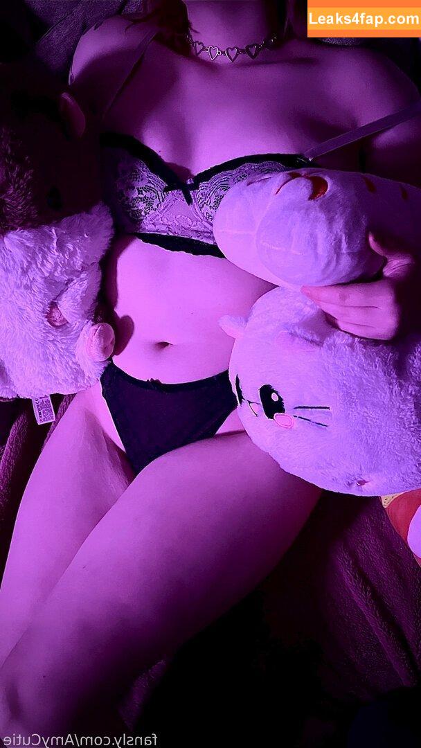 amycutie /  leaked photo photo #0001