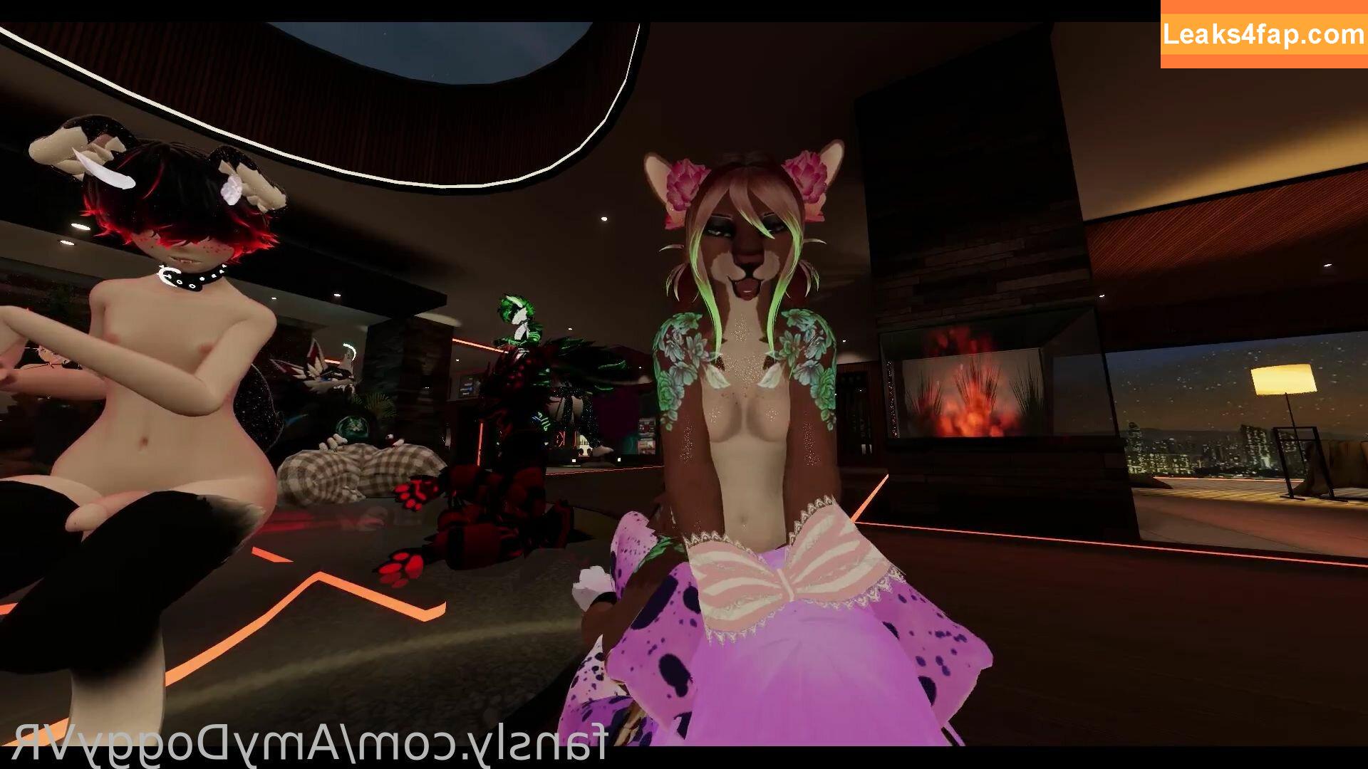 AmyDoggyVR /  leaked photo photo #0037