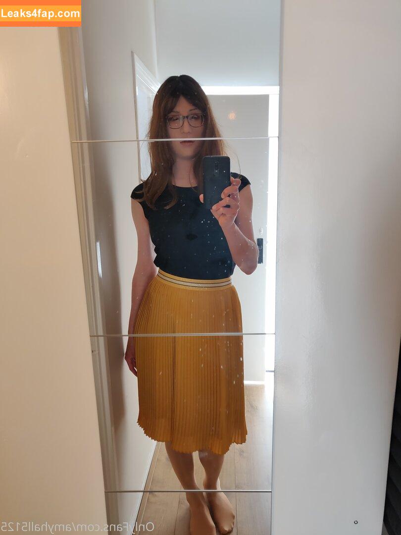 amyhall5125 /  leaked photo photo #0005