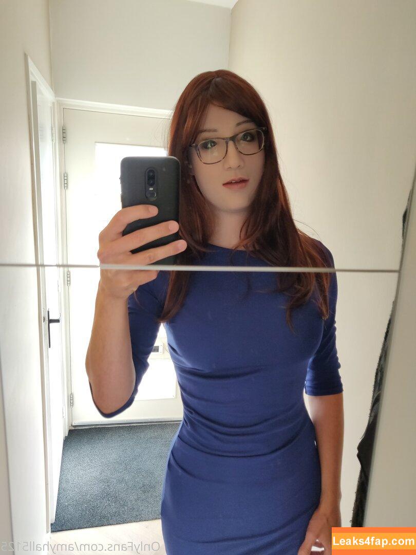 amyhall5125 /  leaked photo photo #0013