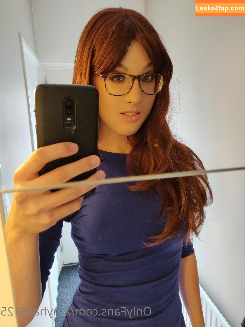amyhall5125 /  leaked photo photo #0023