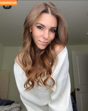 Amymarie Gärtner фото #0010