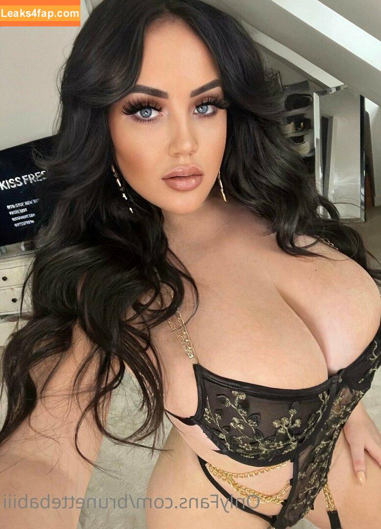 __amysophia / brunettebabiii / moreamy_ leaked photo photo #0034