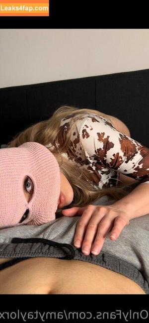 amytaylorxoxo photo #0431