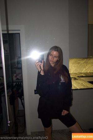 amywinestine photo #0037