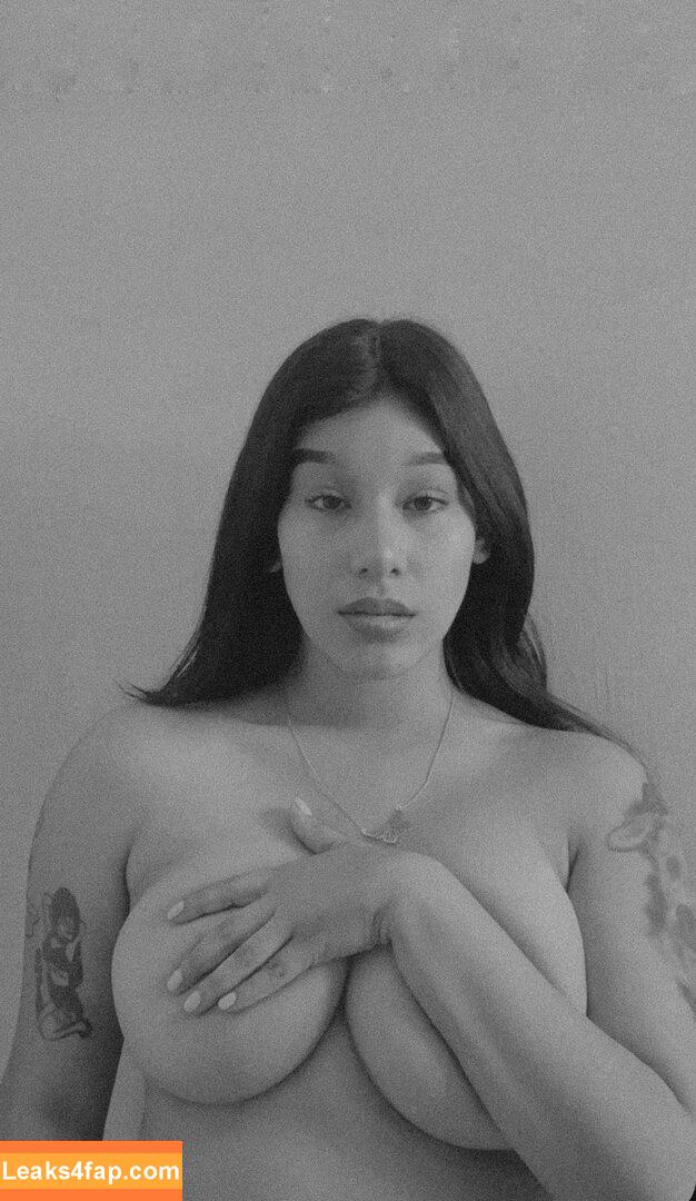 amywinos10 / AmyWinos / amywinos106.official leaked photo photo #0007