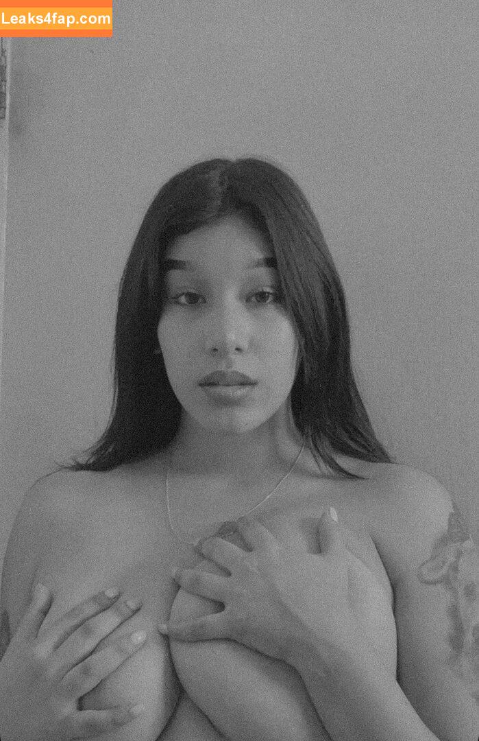 amywinos10 / AmyWinos / amywinos106.official leaked photo photo #0008