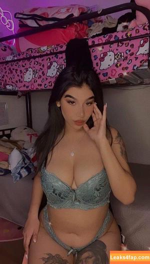 amywinos10 photo #0005