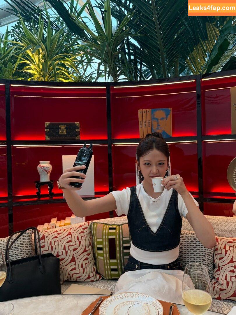 An Yujin 안유진 | / An IVE / _yujin_an leaked photo photo #0078