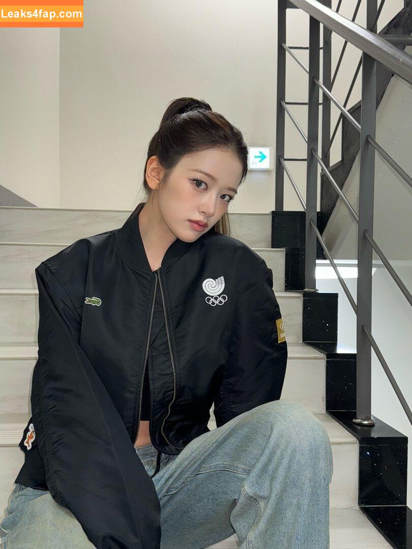 An Yujin 안유진 | / An IVE / _yujin_an leaked photo photo #0084