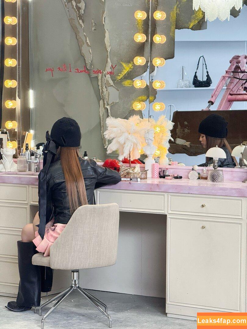 An Yujin 안유진 | / An IVE / _yujin_an leaked photo photo #0094