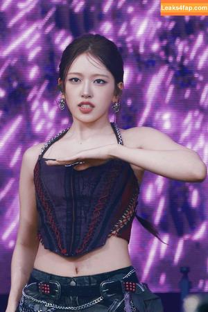 An Yujin 안유진 | photo #0072