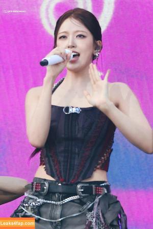 An Yujin 안유진 | photo #0073